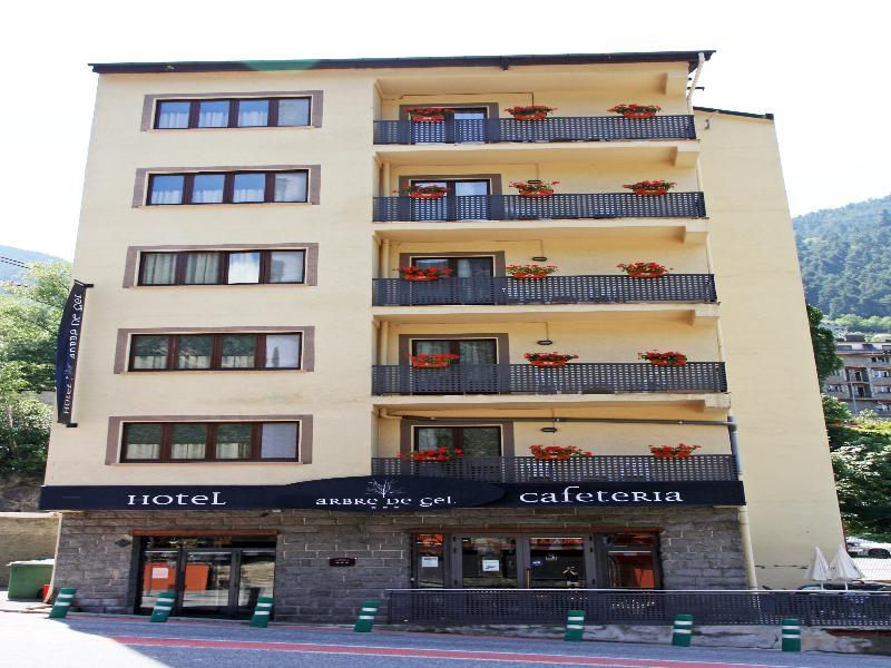 Hotel Arbre De Neu Encamp Esterno foto